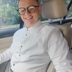 Meet your Posher, Joseph